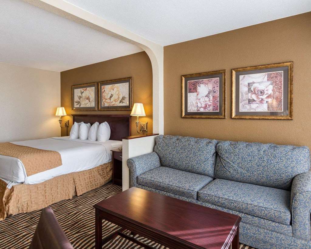 Quality Inn Near Hampton Coliseum Pokoj fotografie