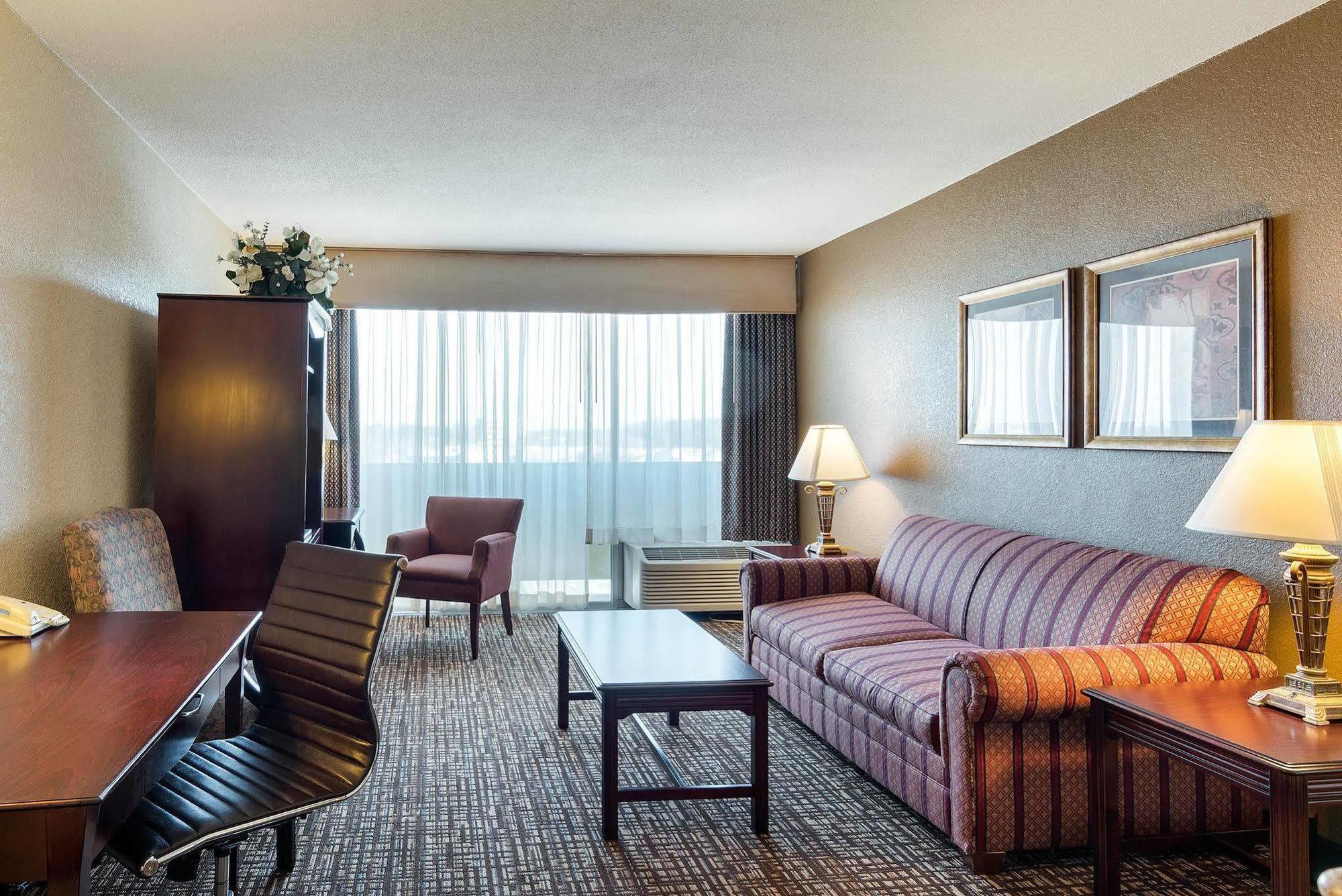 Quality Inn Near Hampton Coliseum Exteriér fotografie